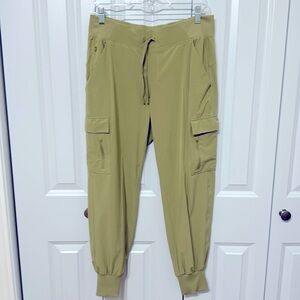 All in Motion Cargo Joggers - M